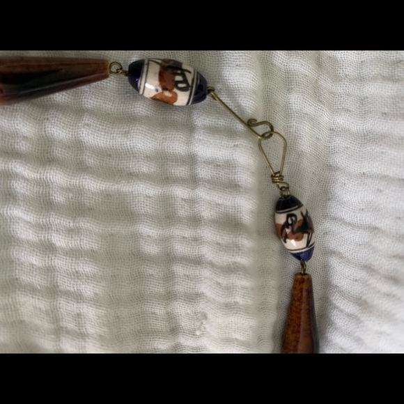 Beaded necklace from Senegal. - Picture 2 of 5
